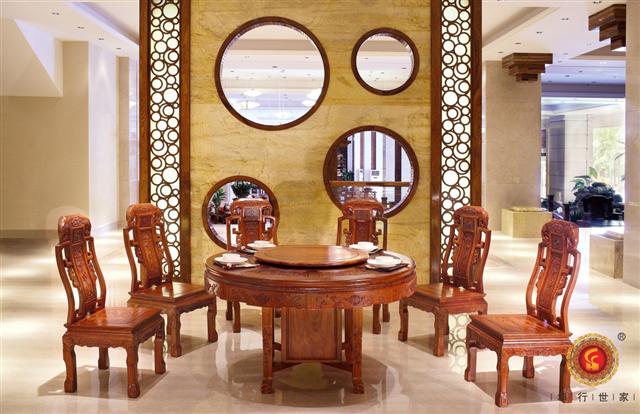 巴花136/150雕花圓臺7件套